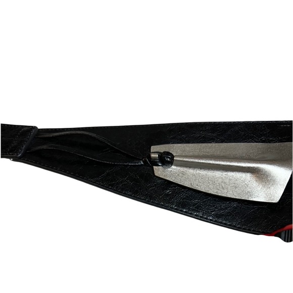 Statement Belt Black Faux Leather Silver Buckle Unique E-girl gothic - Picture 3 of 5